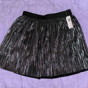 Old Navy girls metallic silver skirt